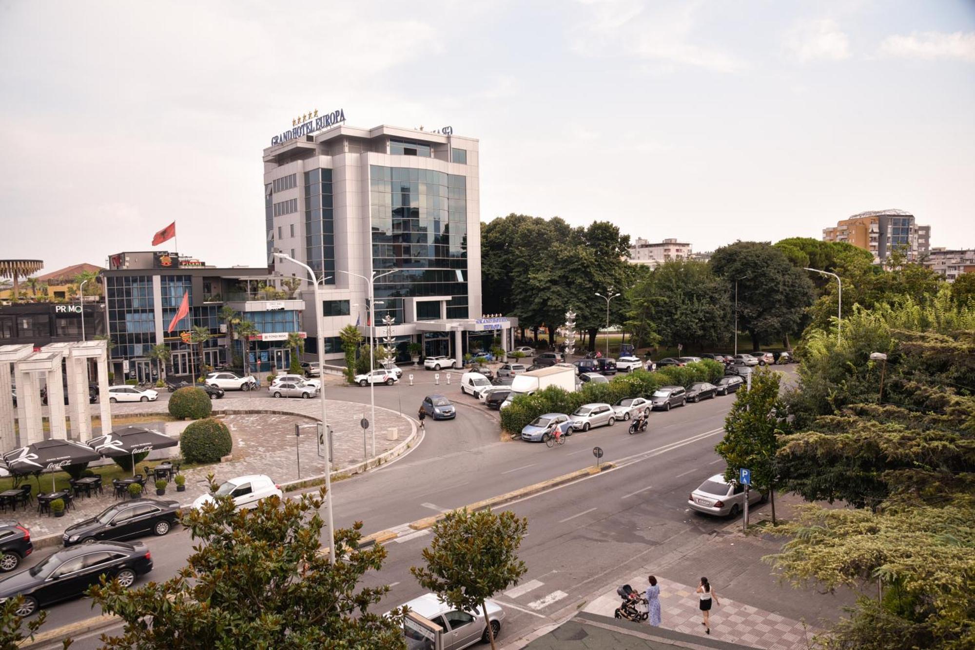 City Center Inn Shkodër Esterno foto