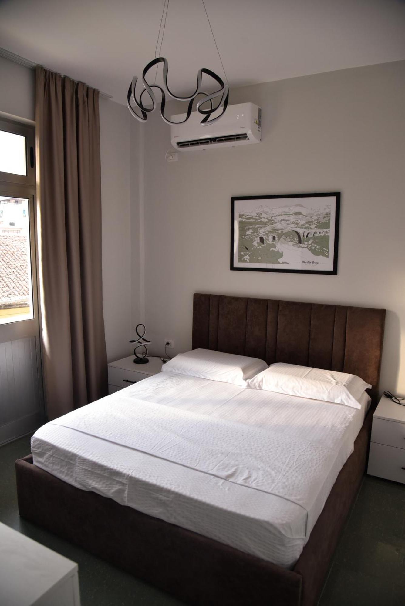 City Center Inn Shkodër Esterno foto